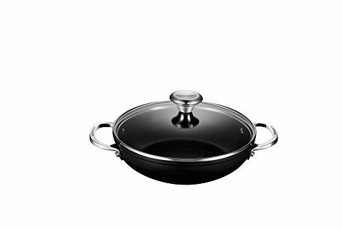 Le Creuset קשוח Nonstick Shallow CasseroleBraiser עם מכסה זכוכית, 2.5 qt.