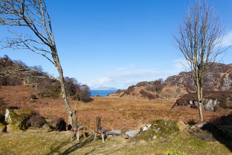 קוטג 'רומנטי בשונה האילית בהשראת ארץ Neverland של פיטר פן - סקוטלנד