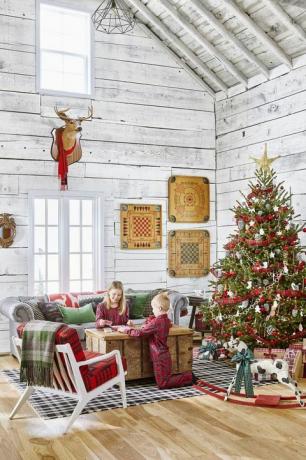 קישוטי עץ חג המולד משובצים