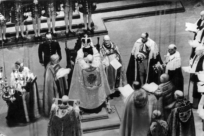 12 במאי 1937 הכתרת המלך ג'ורג' וי במנזר ווסטמינסטר, לונדון תמונה מאת keystonegetty images